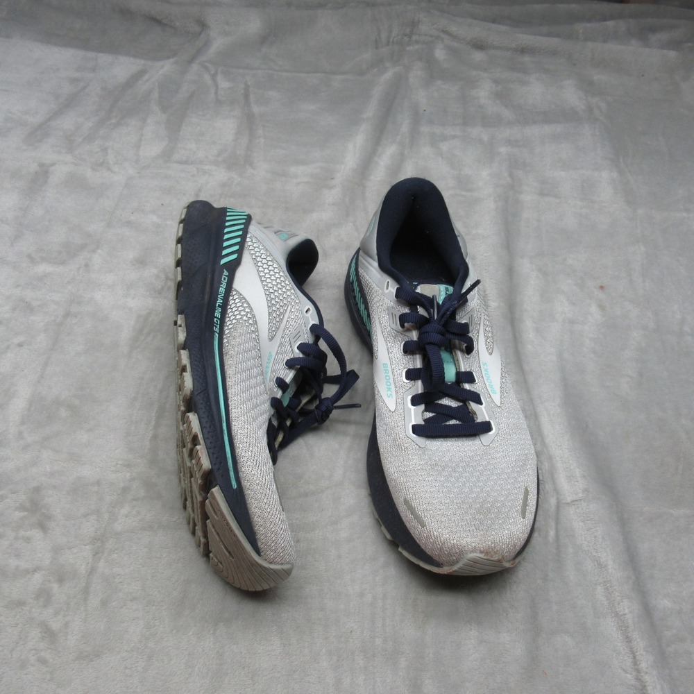 Brooks Womens Running Shoes 9.5B Gray Adrenaline GTS 22 Jog Gym Lightweight Hike